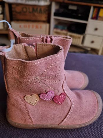 Bottines neuves cuir taille 24