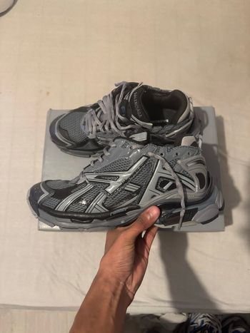 Balenciaga runner 