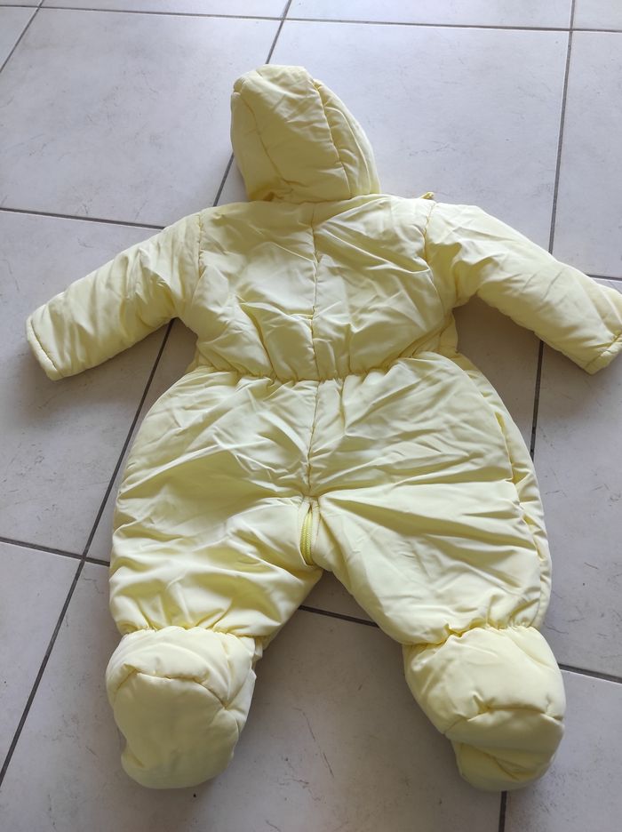 Combinaison pilote 6 mois comme neuve - photo numéro 2