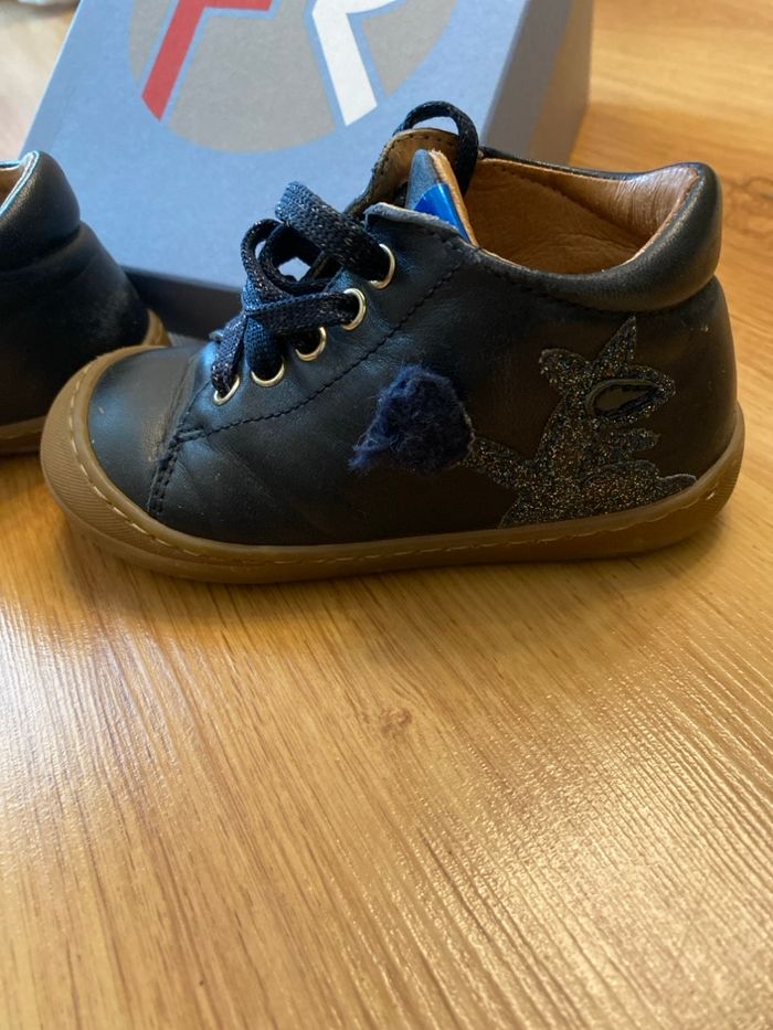 Chaussure bébé - photo numéro 2