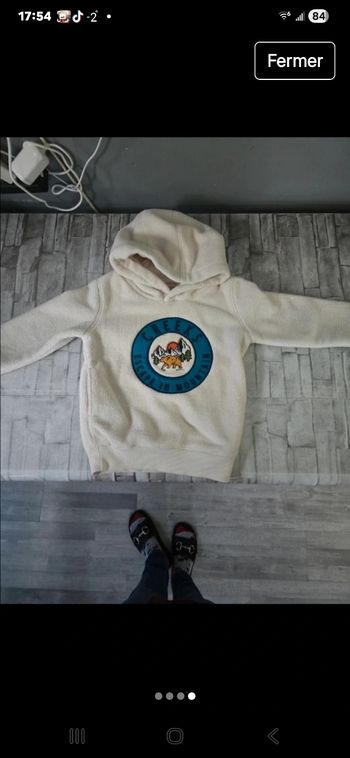 Gros pull polaire casi neuf 5 ans