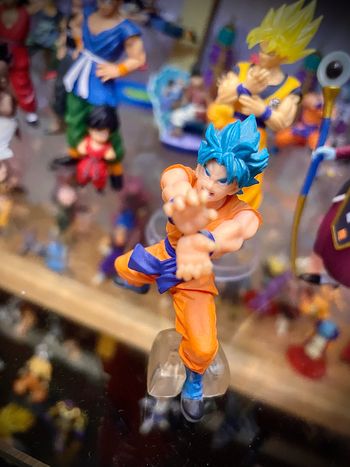 Figurine dragon ball gashapon hg Goku ssj bleu