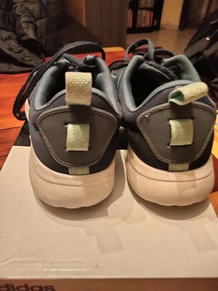 Basket adidas en 36.5 - photo numéro 3
