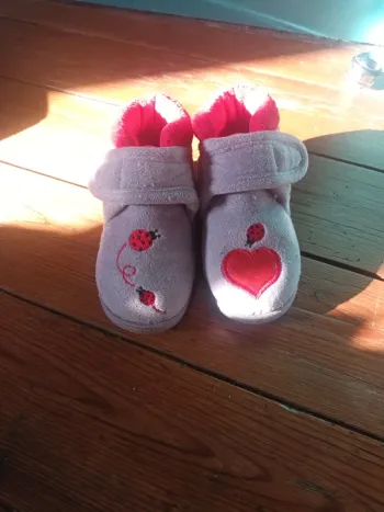 Chaussons isotoner 22