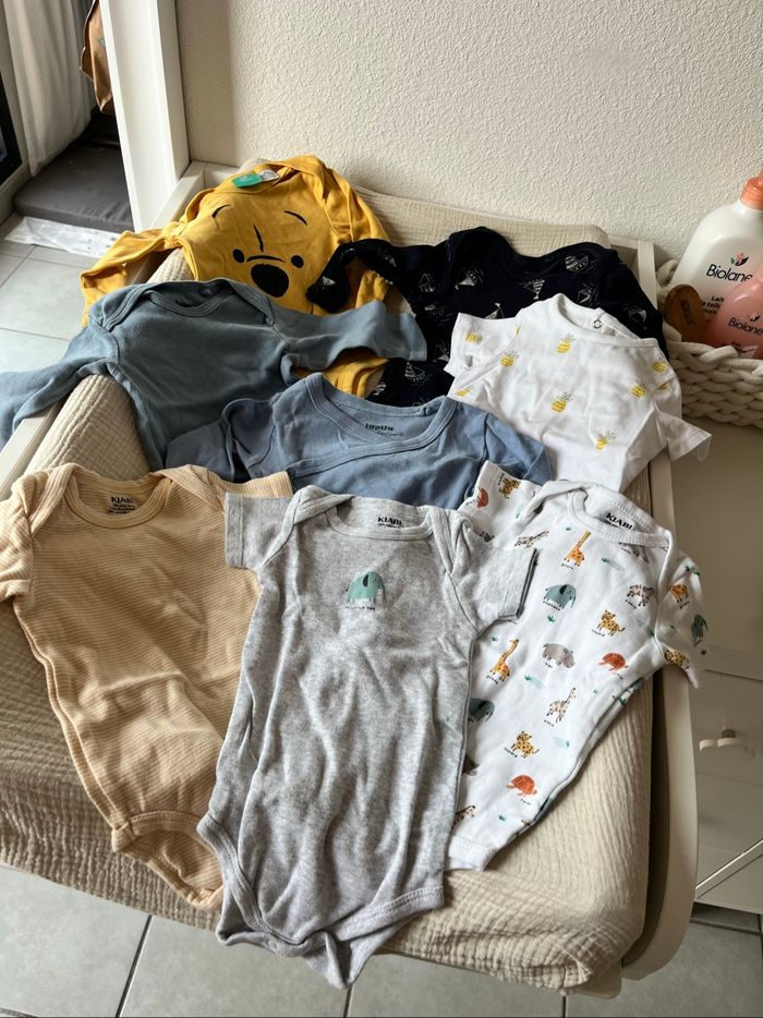Lot de vêtement bébé garçon de 0 à 6 mois - photo numéro 10
