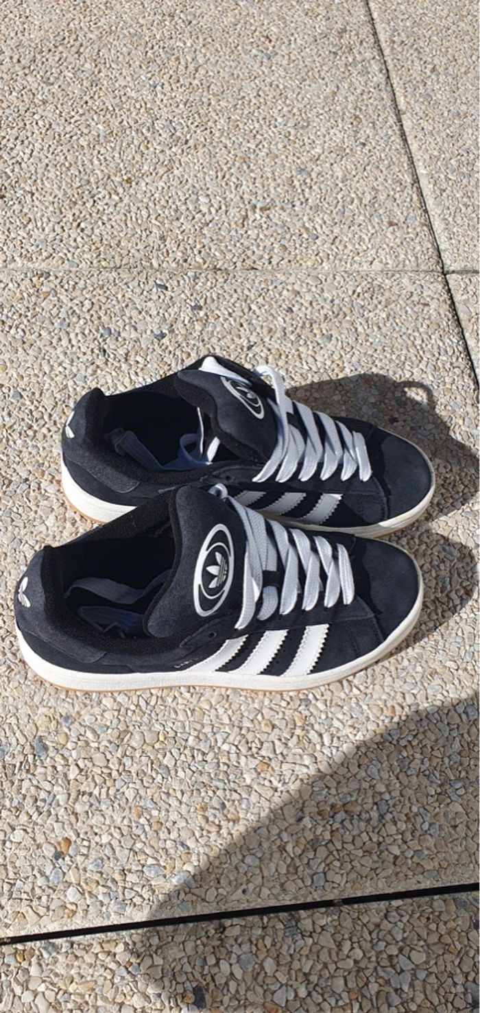 Adidas campus noir et blanc taille 38 2/3 - photo numéro 3