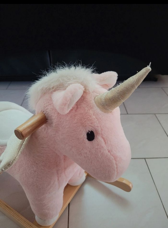 Licorne à bascule - photo numéro 8