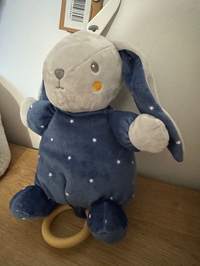 Jouet musical pour bébé - bleu & gris - photo numéro 3