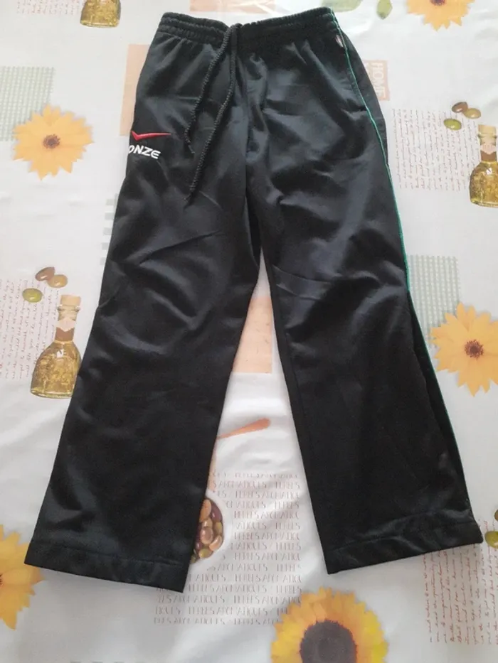 Pantalon style jogging