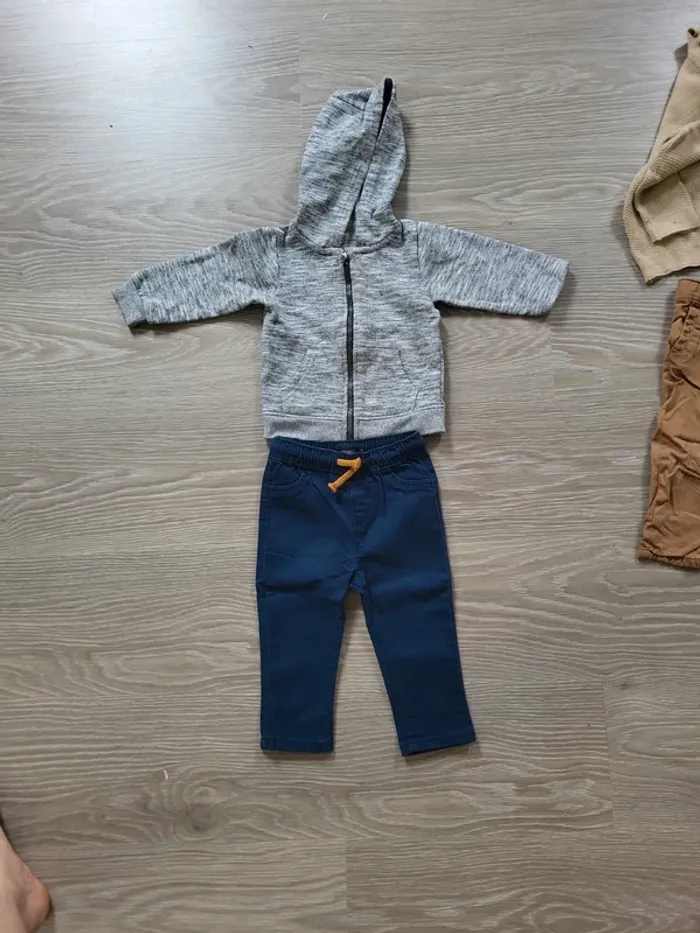 Lot vêtements 12 mois - photo numéro 5