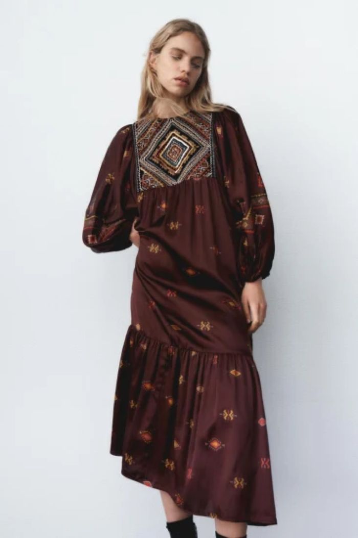 Robe Zara longue brodée
