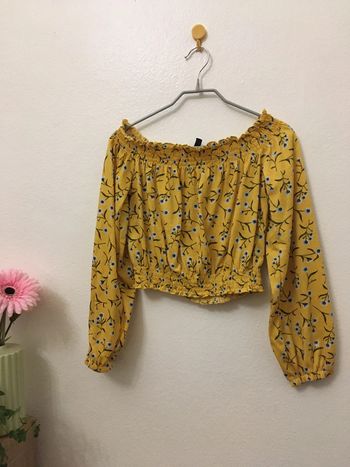 Top jaune à manches longues taille S