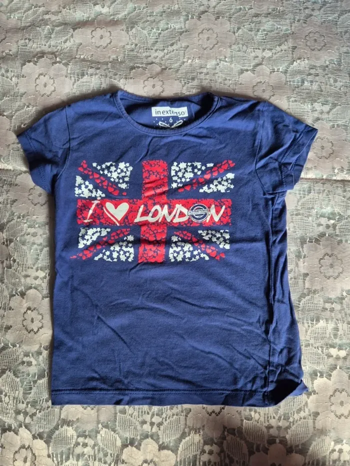 T-shirt T 6 ans