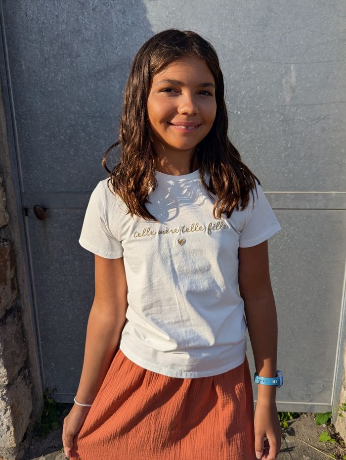 T-shirt Telle mère telle fille blanc/or Taille 6 ans - photo numéro 3