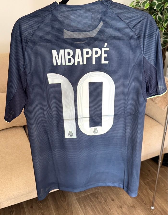 Maillots de foot Real Madrid  Version joueur Mbappé - photo numéro 2