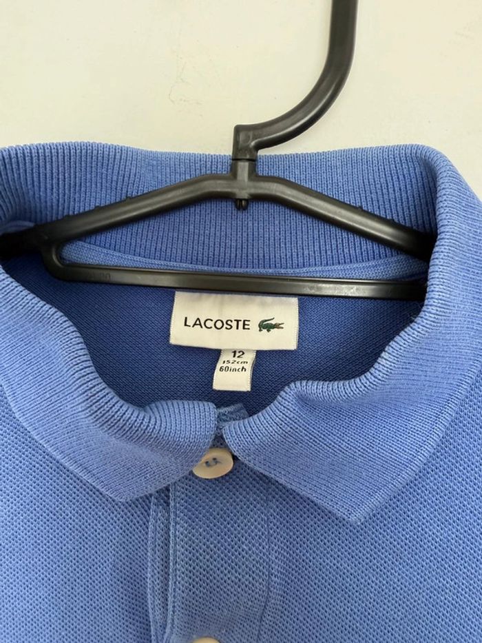 Polo Lacoste garçon 12 ans bleu parfait état - photo numéro 3