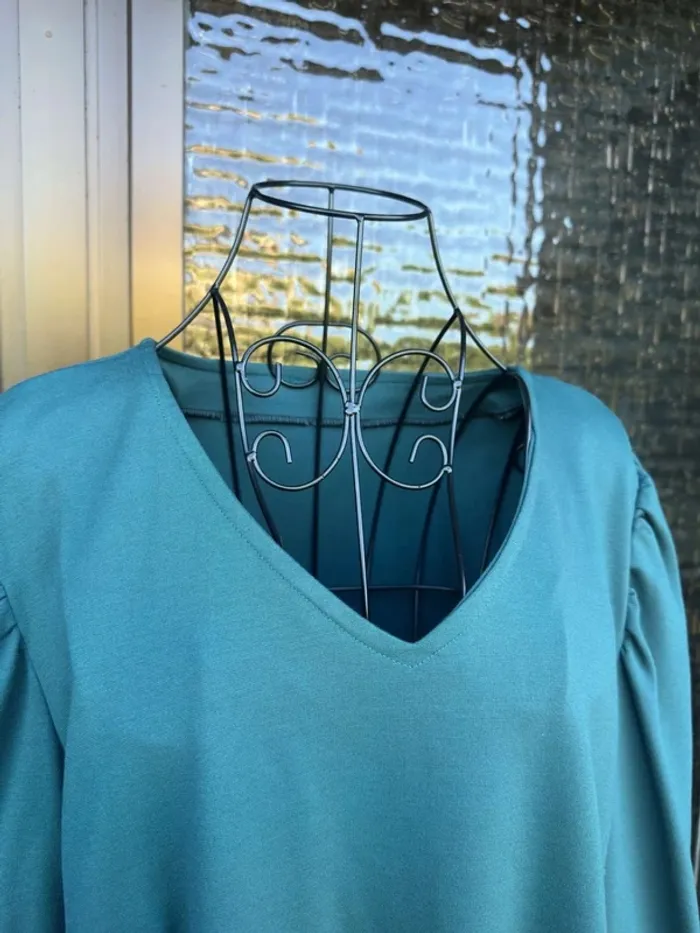 Robe Bleu-Verte Manches Longues Bouffantes - photo numéro 7