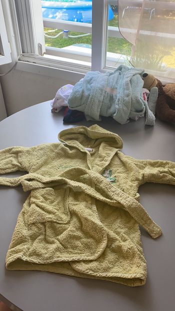 Peignoir taille 2 ans