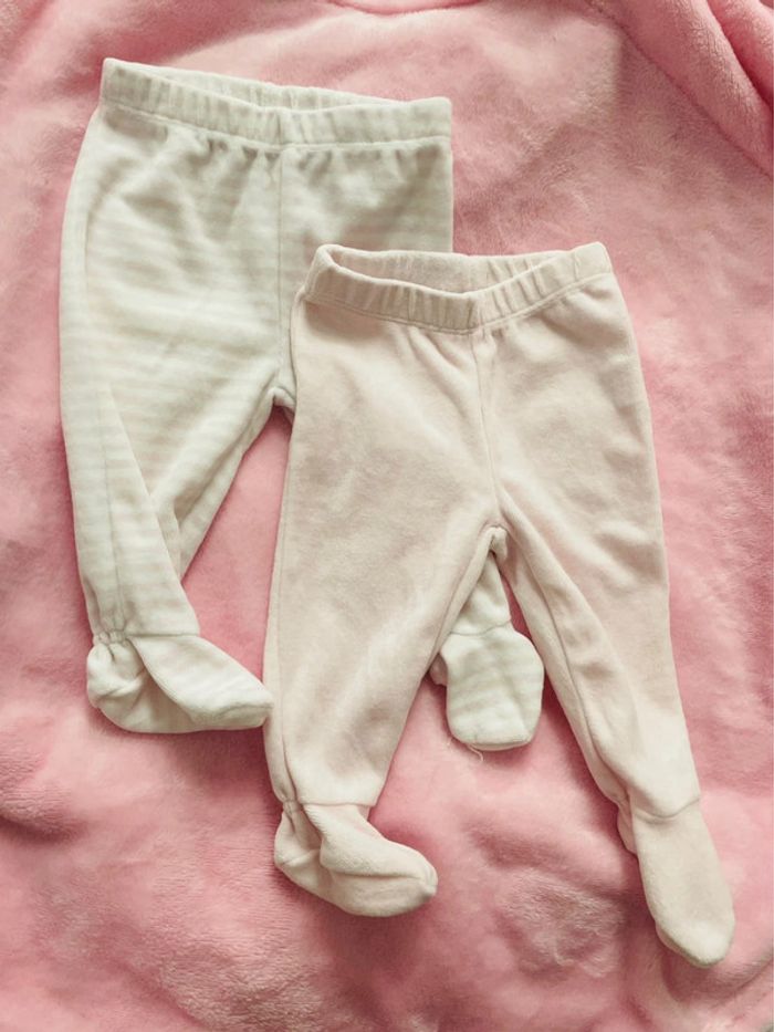 Lot de deux pantalons avec pieds effet velours taille 6 mois - 68 cm - photo numéro 2
