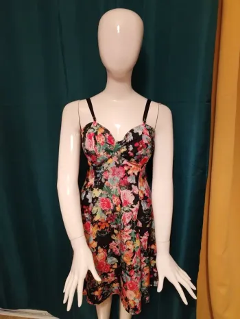 Robe d'été fleurie taille 36
