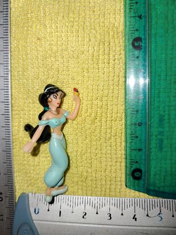 Aladin figurine