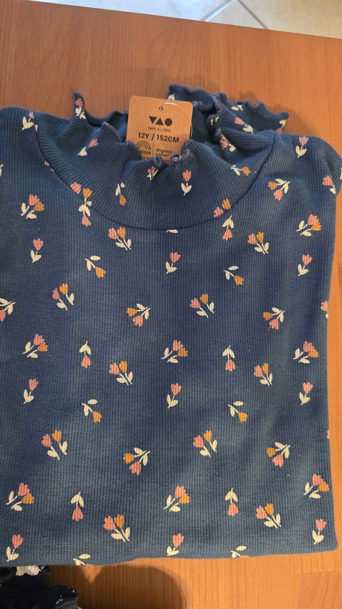 Neufs (non portés)🏷🤩😍⚘️ teeshirts 12 ans fille🤩😍🩷 - photo numéro 6