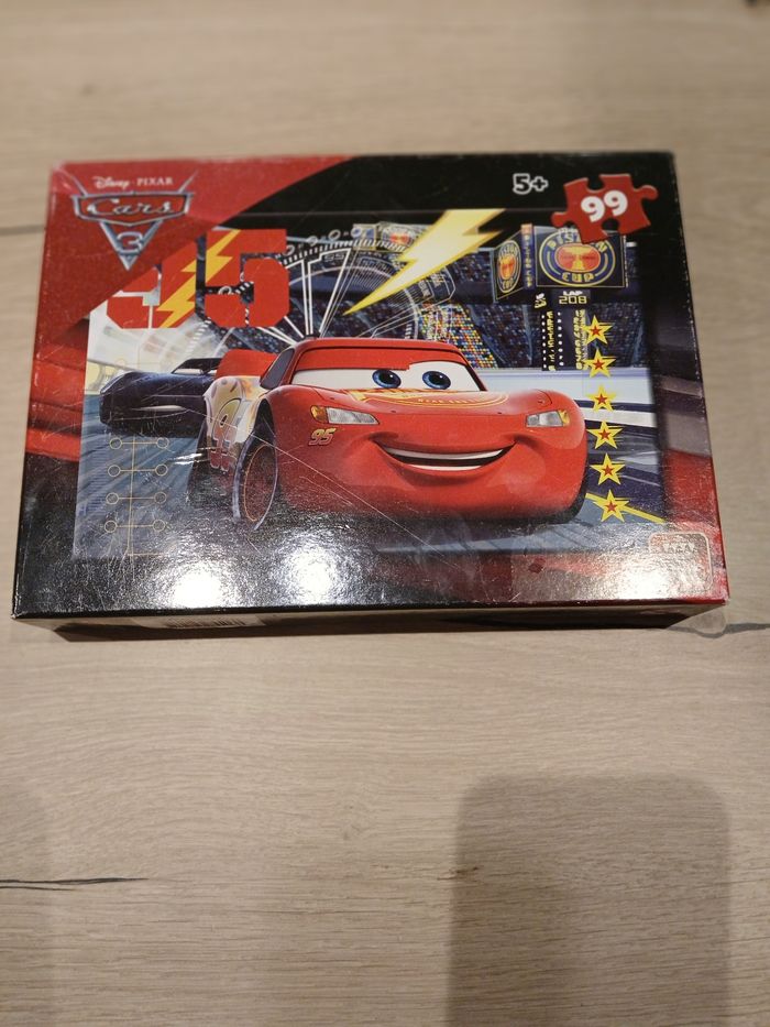 Puzzle Car's 99 pièces