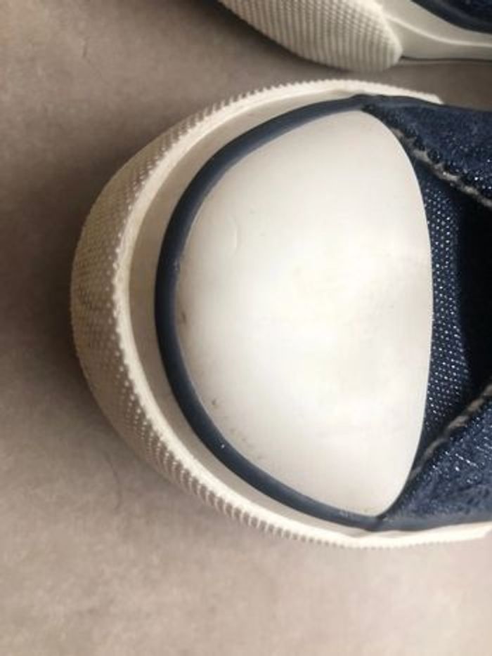 Chaussures taille 30 - photo numéro 3