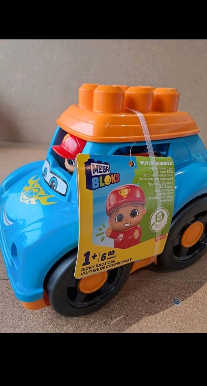 Voiture mega blocks - photo numéro 3