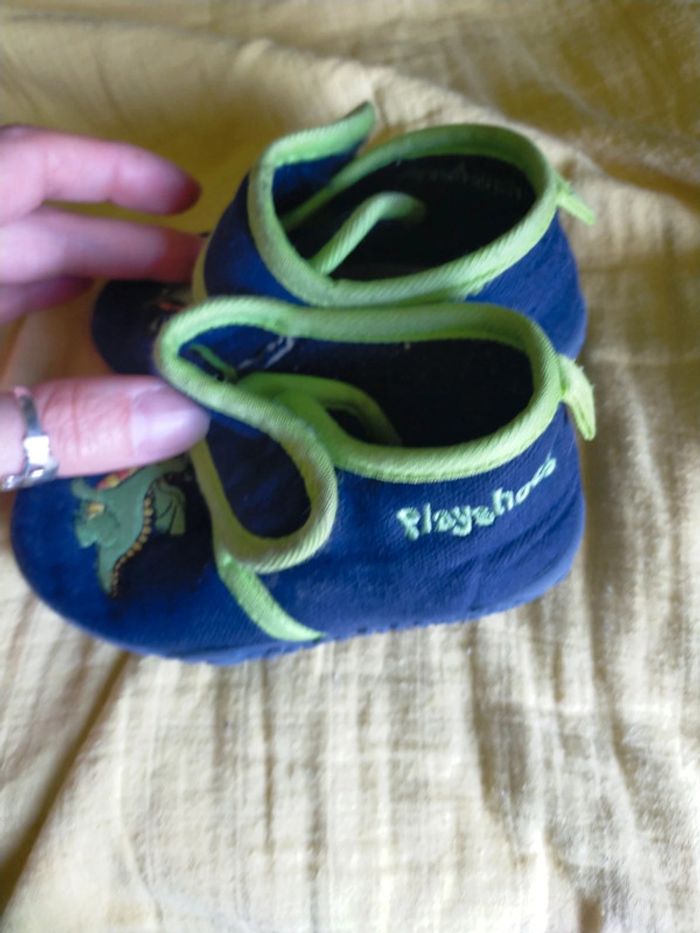 Chaussons dragon taille 20/21 - photo numéro 3