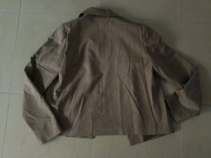 Veste - photo numéro 8
