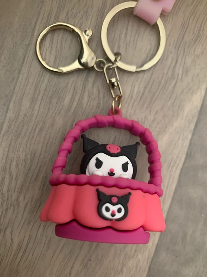 Porte clé Kuromi violet et rose - photo numéro 2