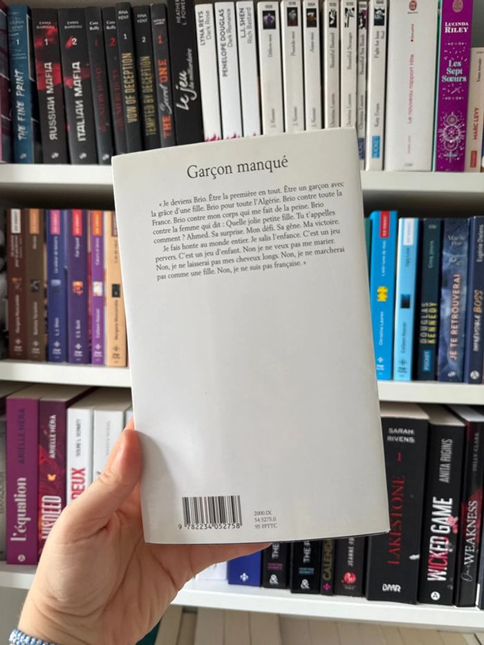 Livre garçon manqué - photo numéro 2
