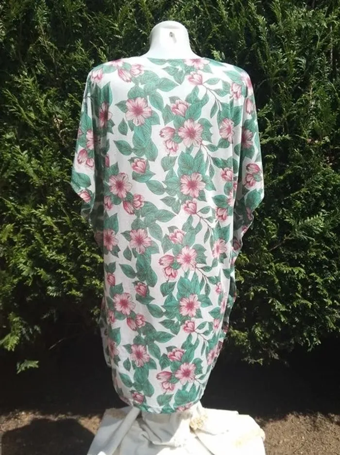 Tunique style chauve-souris légèrement transparente taille L H&M - photo numéro 4