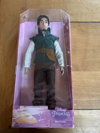 Poupée Disney Flyn Rider Raiponce Disneyland Neuf 