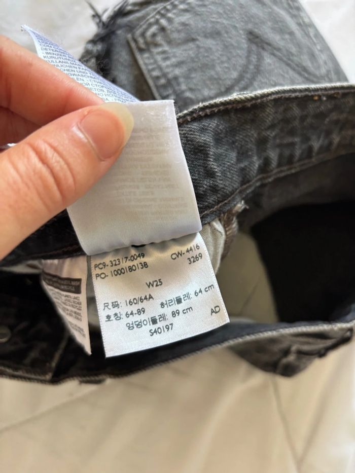 Levi’s 501 vintage court mini destroy W27 / 36‑38 S/M – mi taille gris foncé style cut off - photo numéro 9