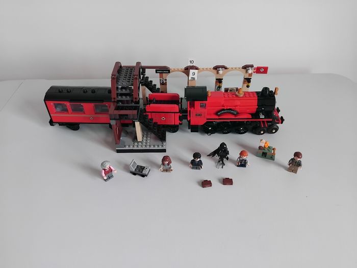 LEGO Harry Potter 75955 – Set Train Poudlard Express + Gare King’s Cross - photo numéro 2