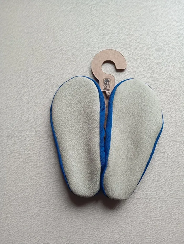 Blue unisex slipstop - photo numéro 2