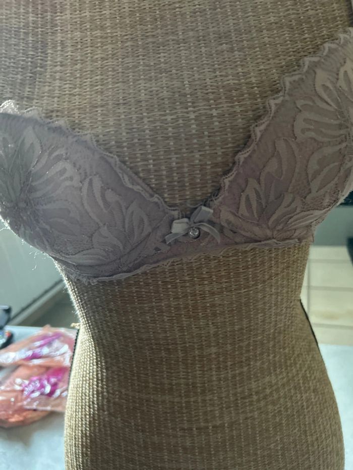 Soutiens gorges mosquitos - photo numéro 2