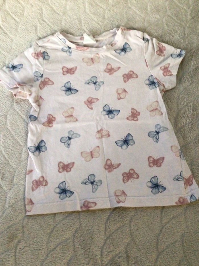 Tshirt papillon - photo numéro 2