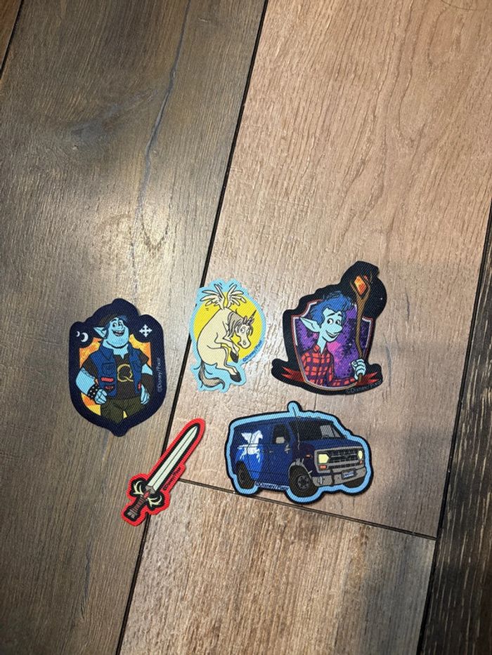 Écussons à coller patch thermocollant