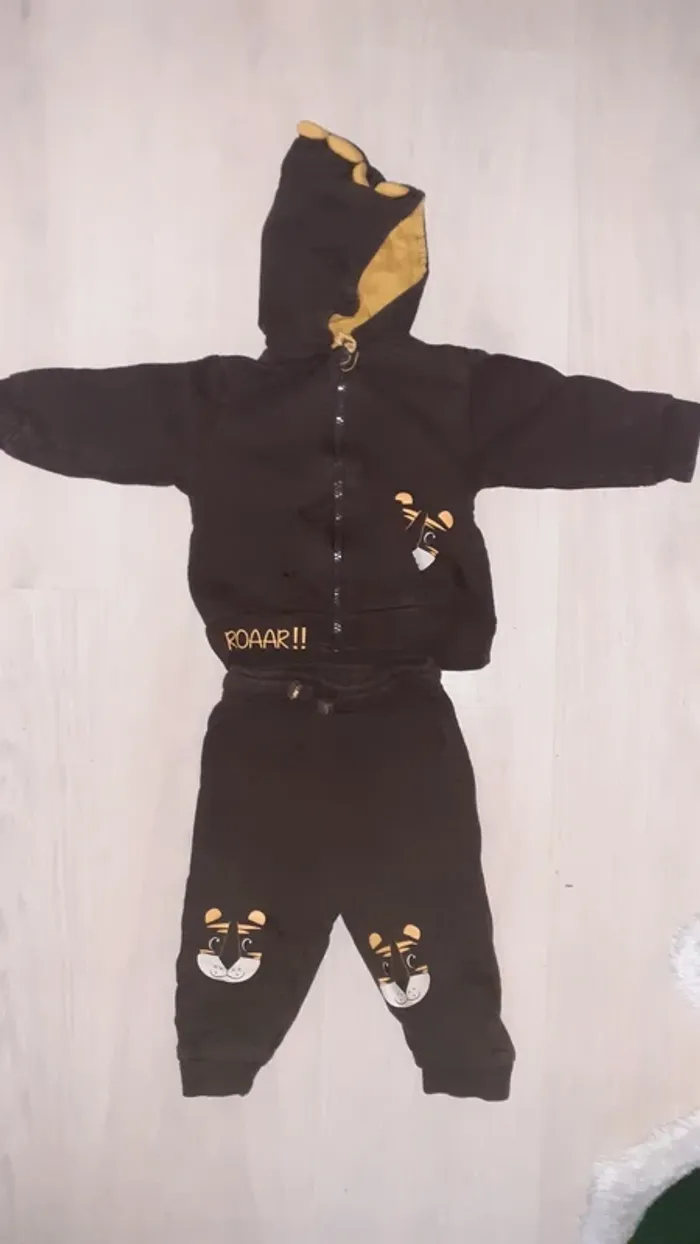 Ensemble jogging - photo numéro 4