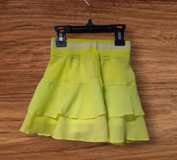 💛 Adorable jupe fille - Taille 110/116 💛