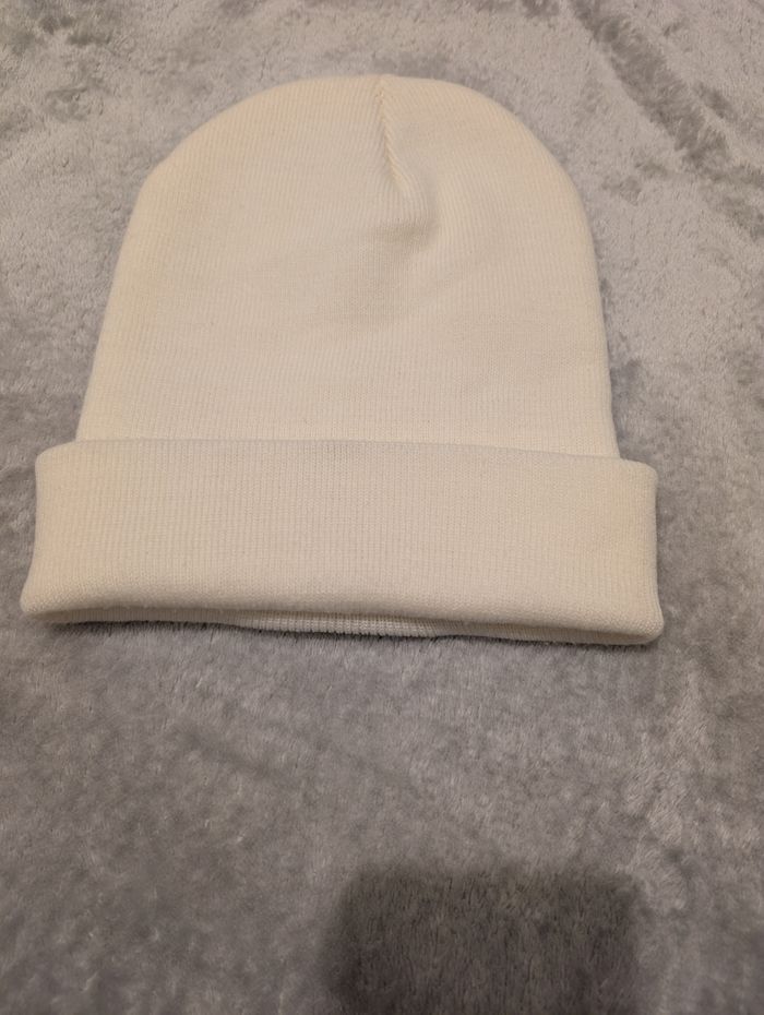 Bonnet Blanc Cassé Brodé "Paris France" Laine Acrylique Chaud T. Unique - photo numéro 2