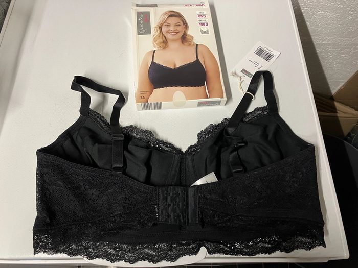 Soutien gorge - photo numéro 2