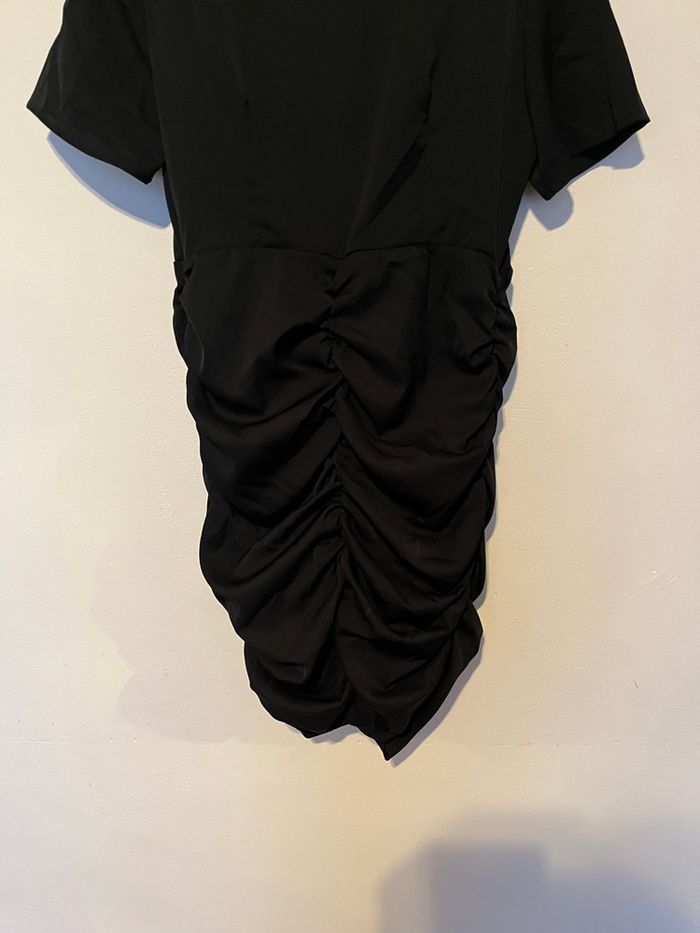 Robe noire moulante Taille M- 38 - photo numéro 5