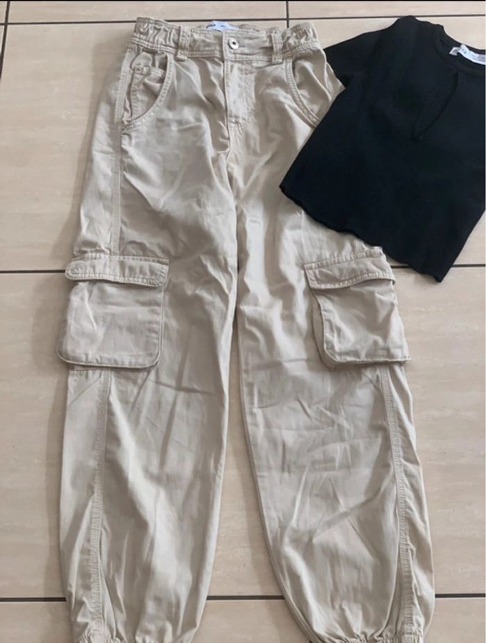 Pantalon cargo plus t-shirt xs s  🍭🍭 - photo numéro 3