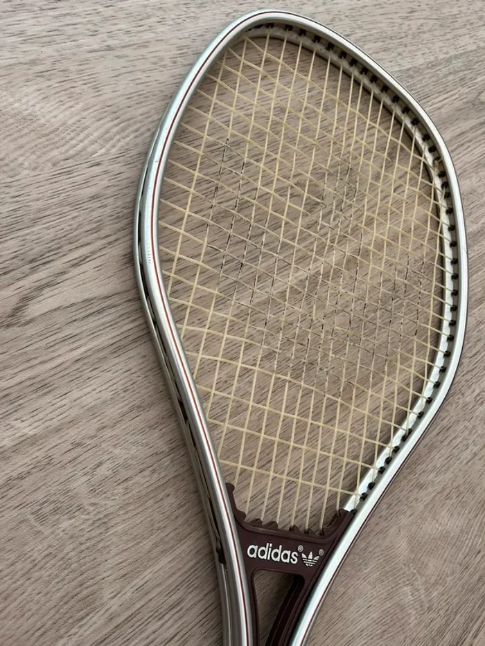 Raquette de tennis adidas vintage - photo numéro 4