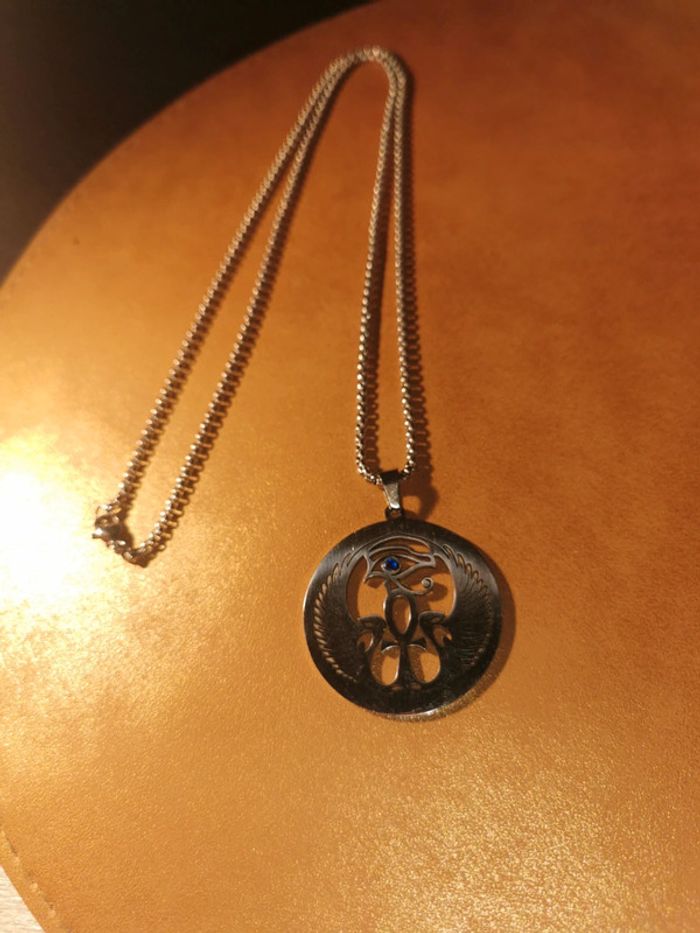 Collier et pendentif croix égyptienne d ankh et œil d horus - photo numéro 3
