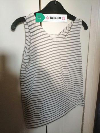 🌸A donner "débardeur rayé bleu/blanc Taille 38 🌸